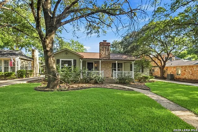3 bed, 2.0 bath, 1494 sqft, $2,800 — Photo 4