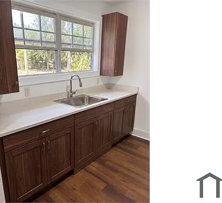 4 bed, $1,770 — Photo 3