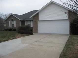 608 Ryleigh Cir, Nixa, MO 65714
