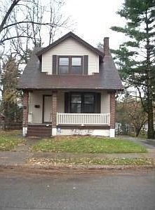 1st image of 4509 Carnation Ave