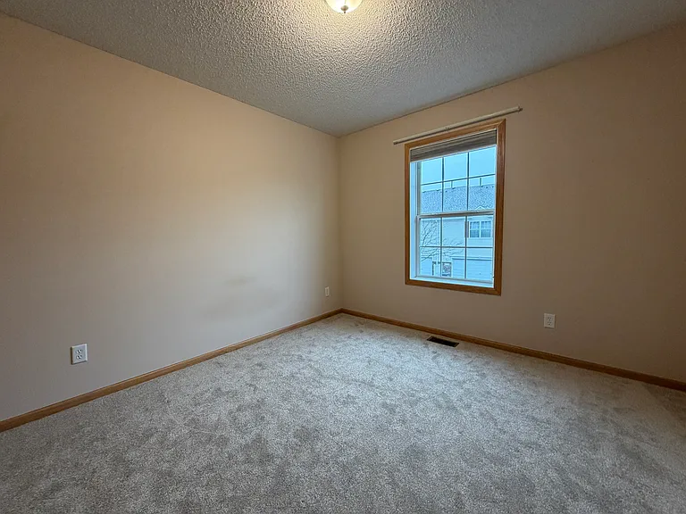 11007 Oak Grove Cir #B — Photo 17