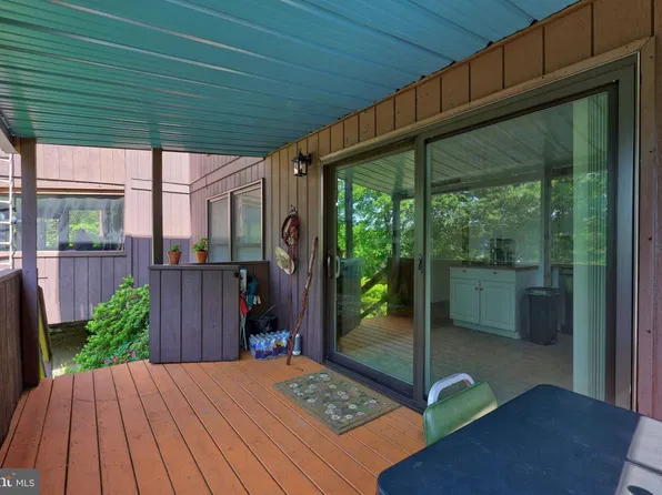 274 The Hill Rd #13-A, Basye, VA 22810