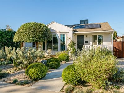 17641 Kittridge St, Van Nuys, CA, 91406