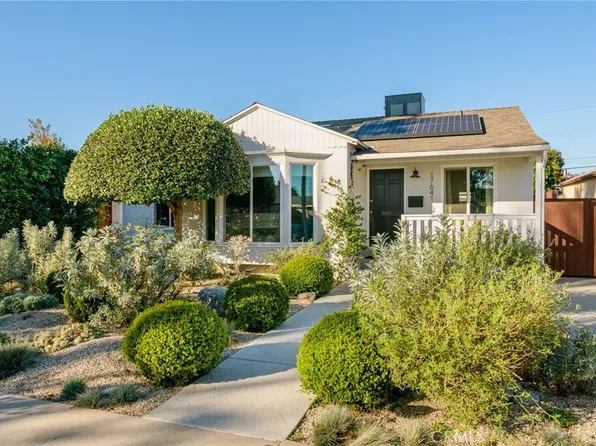 17641 Kittridge St, Van Nuys, CA 91406