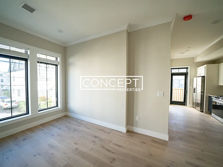 157 Everett St #203 — Photo 11