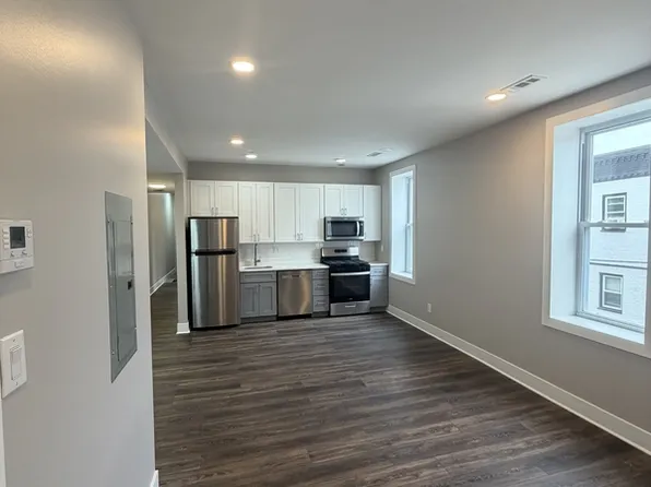 1815 S 23rd St #2, Philadelphia, PA 19145