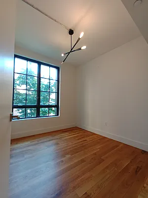 Rented by City Vista Inc | media 38