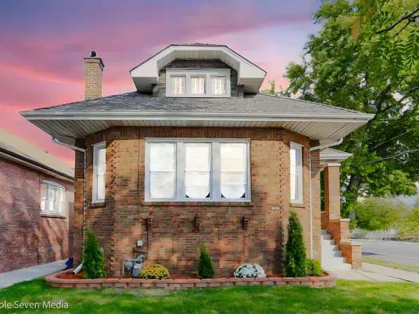 1647 S 10th Ave, Maywood, IL 60153