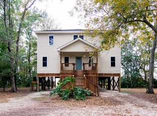 8793 Palmetto Rd, Edisto Island, SC 29438