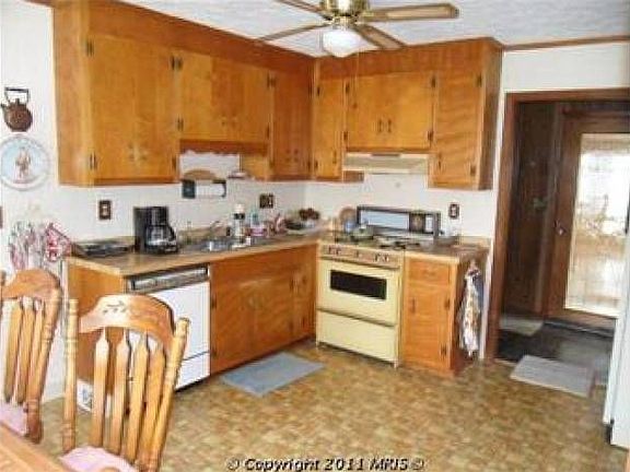 4th image of 1364 S Lakeshore Dr