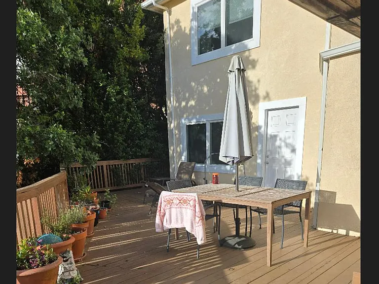 1551 Regency Ct — Photo 22