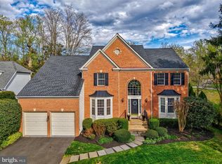 1302 Monroe St, Herndon, VA