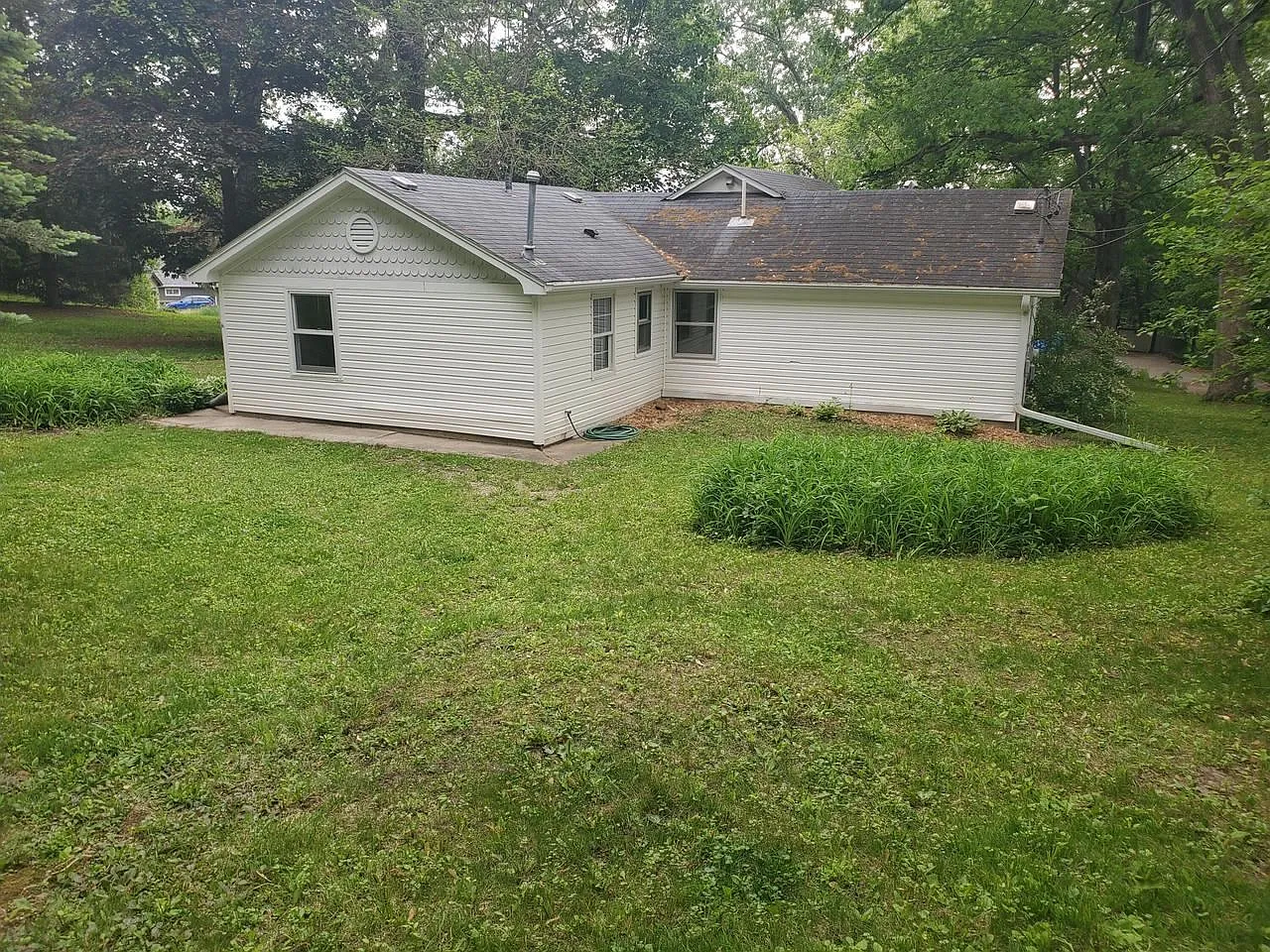 2 bed, 1.5 bath, 1115 sqft, $1,895 — Photo 3