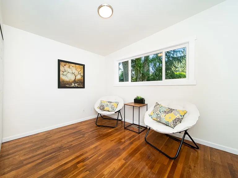 15618 NE 1st Pl — Photo 16