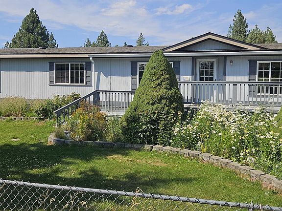3rd image of 40218 N Newport Hwy