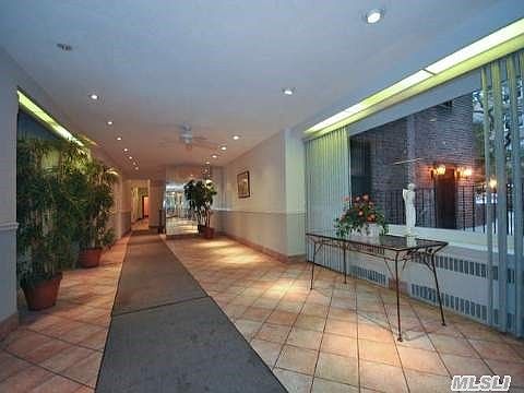 2nd image of 6730 Dartmouth St APT 6T
