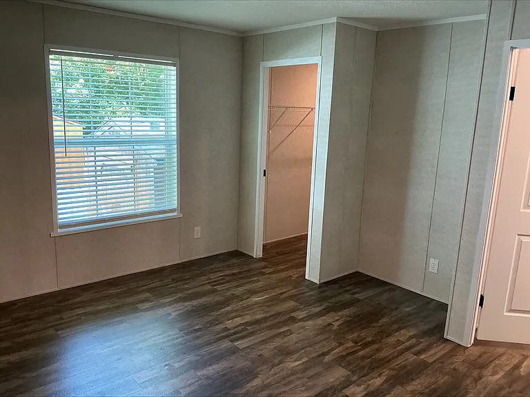 24150 Veterans Rd #73 — Photo 9