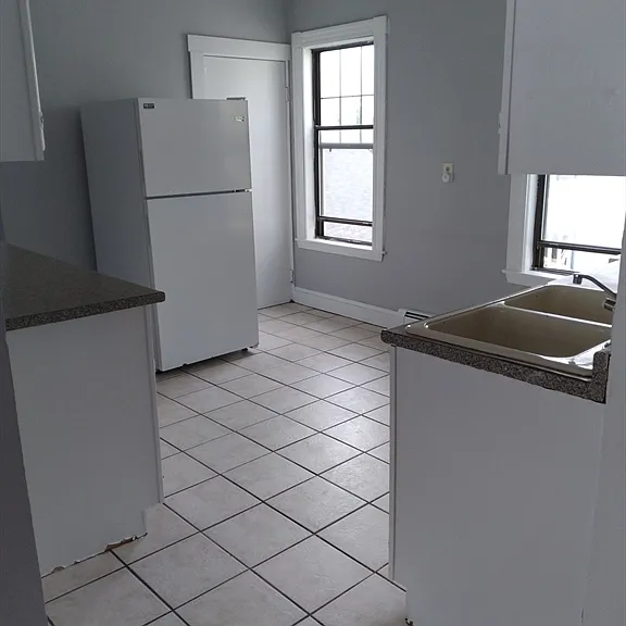 10 Norton St #3 — Photo 9
