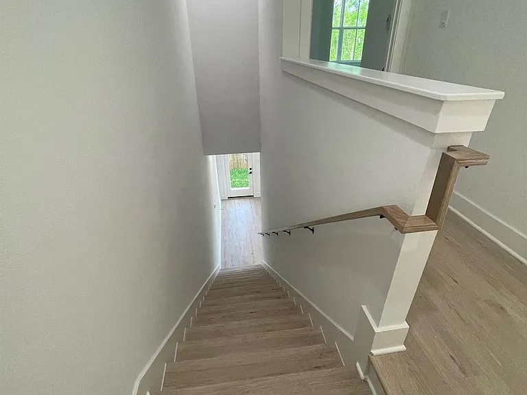 6412 Highland Pine Ln — Photo 9