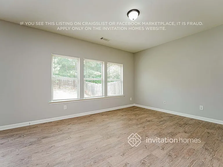 480 Village Broad St — Photo 9