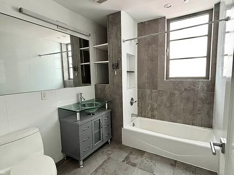 1930 Bedford Ave #7A — Photo 12