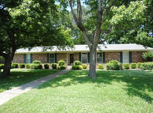 53 Woodmere Dr, Jackson, TN 38301