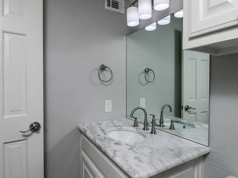 3726 Ben Hogan Dr — Photo 14