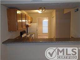 3rd image of 1527 Middleborough Ct