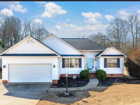 100 Brown Ln, Simpsonville, SC 29681
