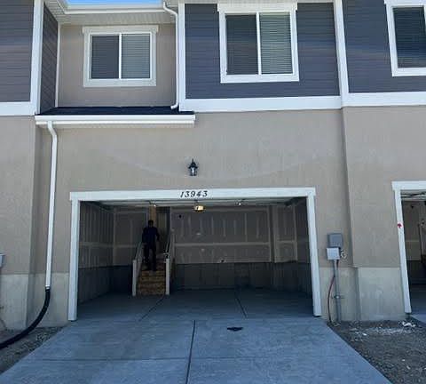 2nd image of 13943 Little Ridge Ln #302