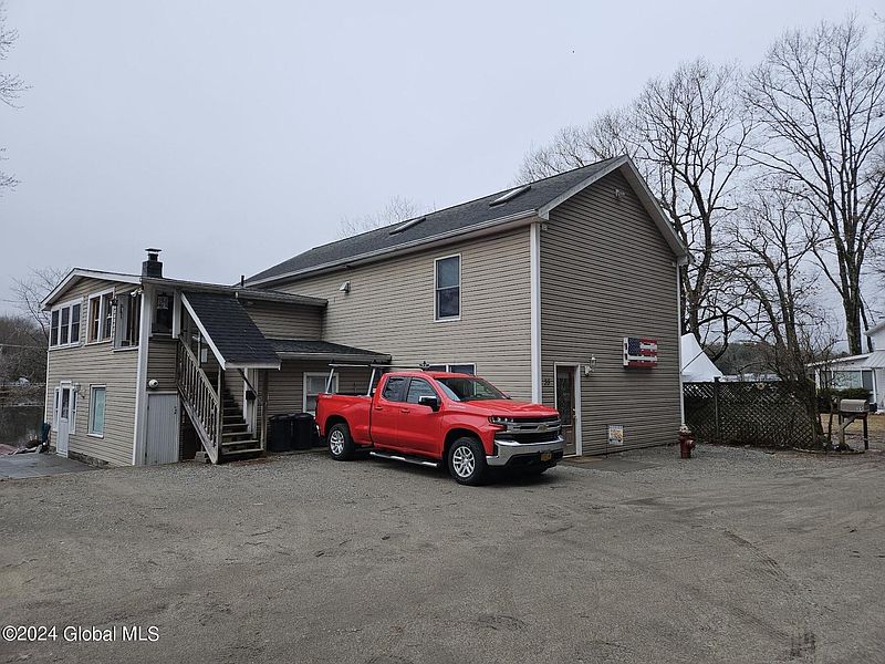 2nd image of 35 Terrace Drive Ext.