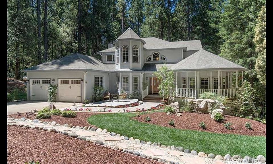 1st image of 2550 Blackbird Ln