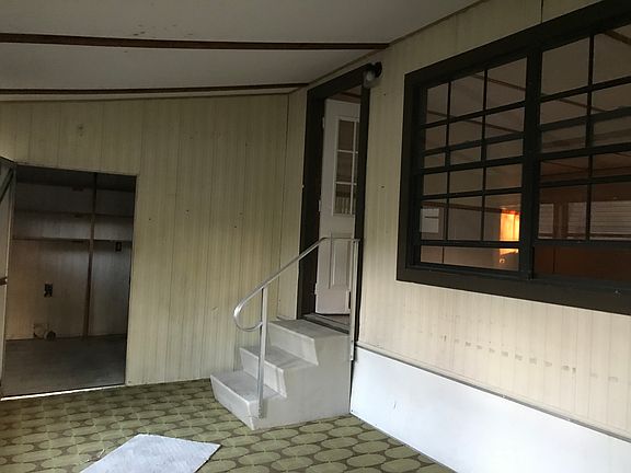 5th image of 148 Orchid Ln