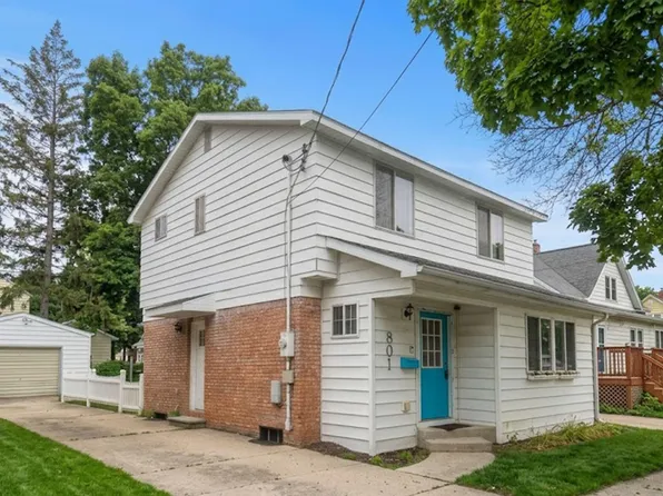 801 Merrill St, Lansing, MI 48912