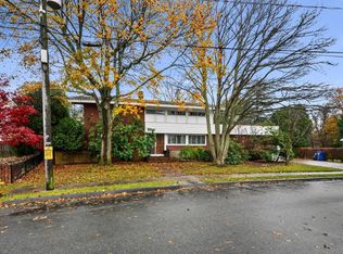 10 Quadrant Rd, Salem, MA 01970