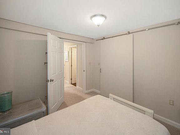 4th image of 291 Lerose Dr