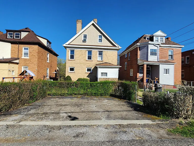 1211 Chislett St #1 — Photo 12