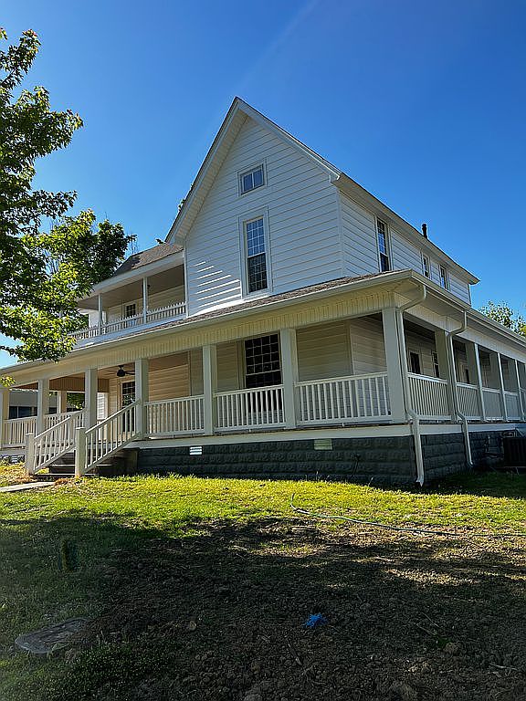 303 Broad St, Greenfield, TN 38230 Zillow