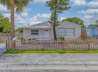1105 W 34th St, Riviera Beach, FL 33404