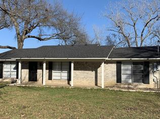 301 Dena Ln, Aubrey, TX 76227