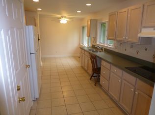 35935 N Fuller Rd, Gurnee, IL 60031