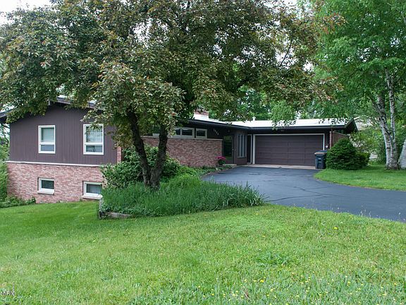 4th image of 3804 Wedgwood Dr