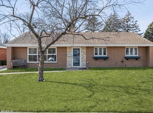 614 Goodwin Dr, Park Ridge, IL 60068