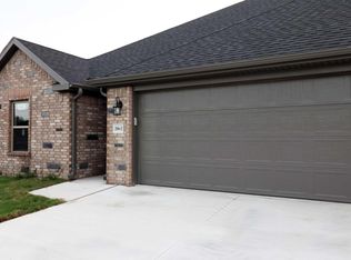 206 Hindman St #2, Prairie Grove, AR 72753