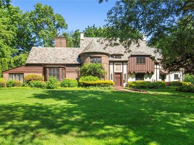 16 Hotel Drive, White Plains, NY, 10605