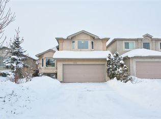 1223 Colby Ave, Winnipeg, MB R3T2P9