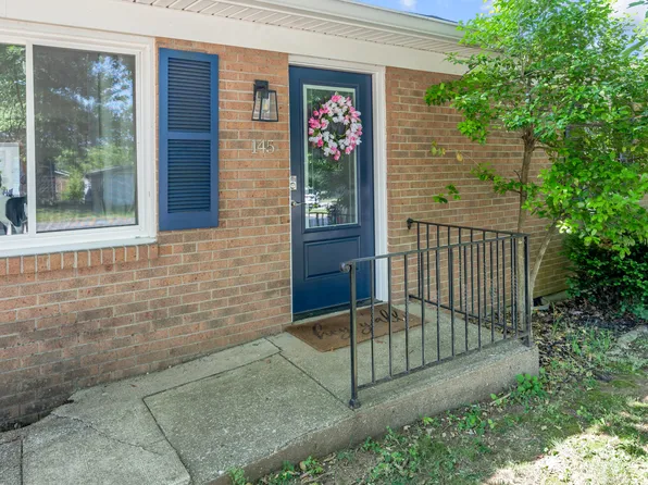 145 Dan Dr, Versailles, KY 40383
