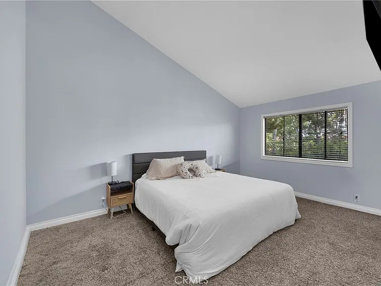 19185 Shoreline Ln — Photo 12