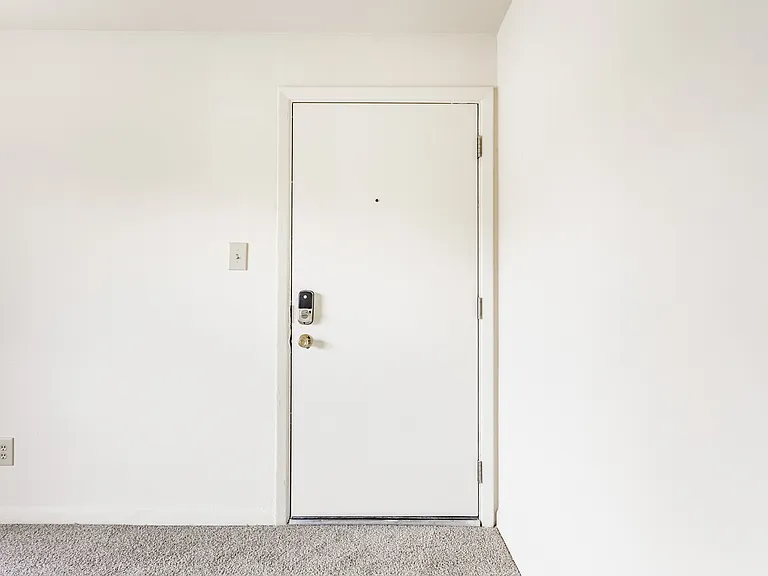 Bavarian Village Apartments — Photo 13