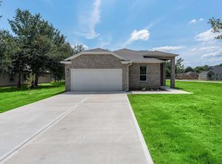 702 Azalea St, Prairie View, TX 77484